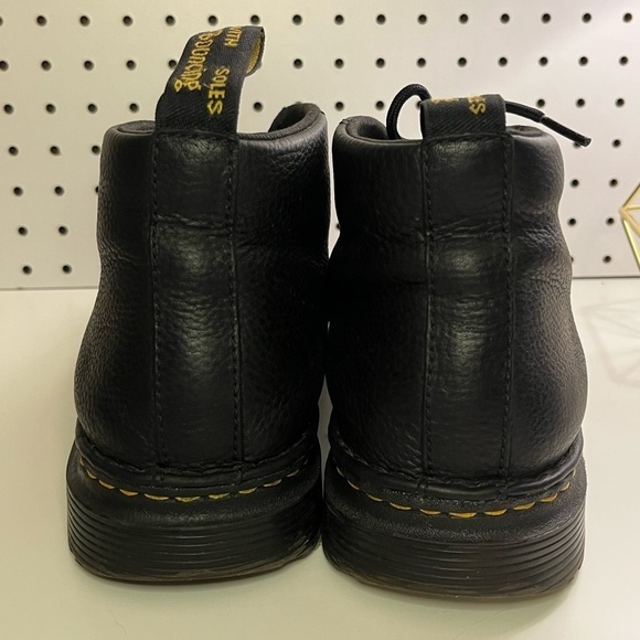 Doc Martens Austin Moc Toe Boots AW004 Black Leather Lace 90s Gorpcore EUC M8 W9 main image 5